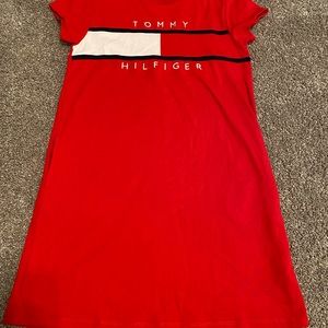 Girls Tommy Hilfiger Red Tee Shirt Dress with Pockets size Large (12/14)
